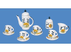 Euromini's Handbeschilderd theeservies, 13-dl EM5494 - € 7,95 3,2(h) cm.